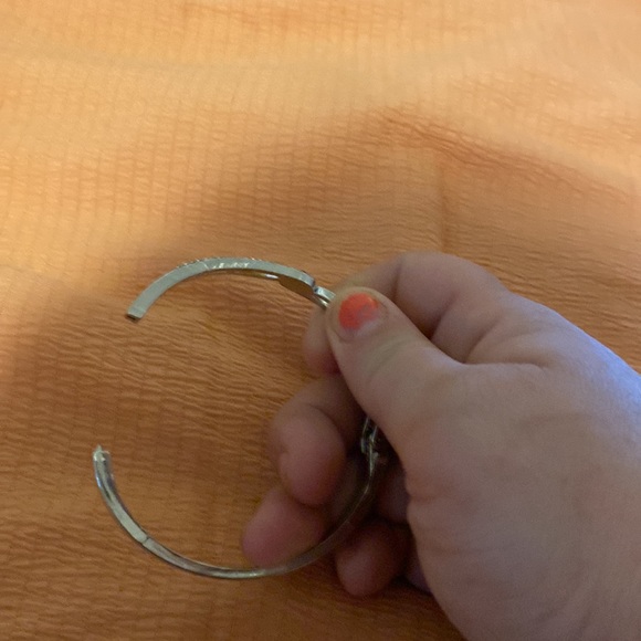 Very beautiful bracelets. - Picture 2 of 4